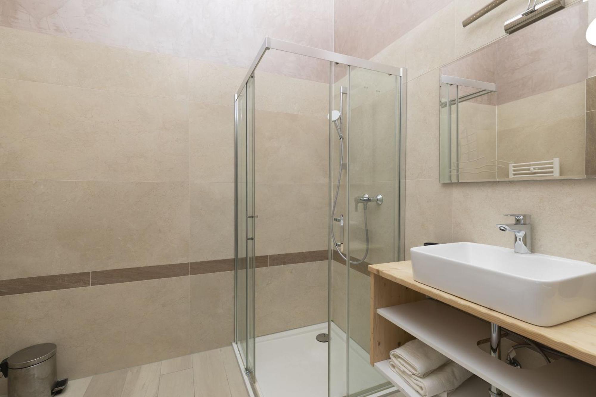 Villa Olivia - New And Modern House With Pool, Souna, Jacuzzi & Playground, Liznjan - Istra Ngoại thất bức ảnh