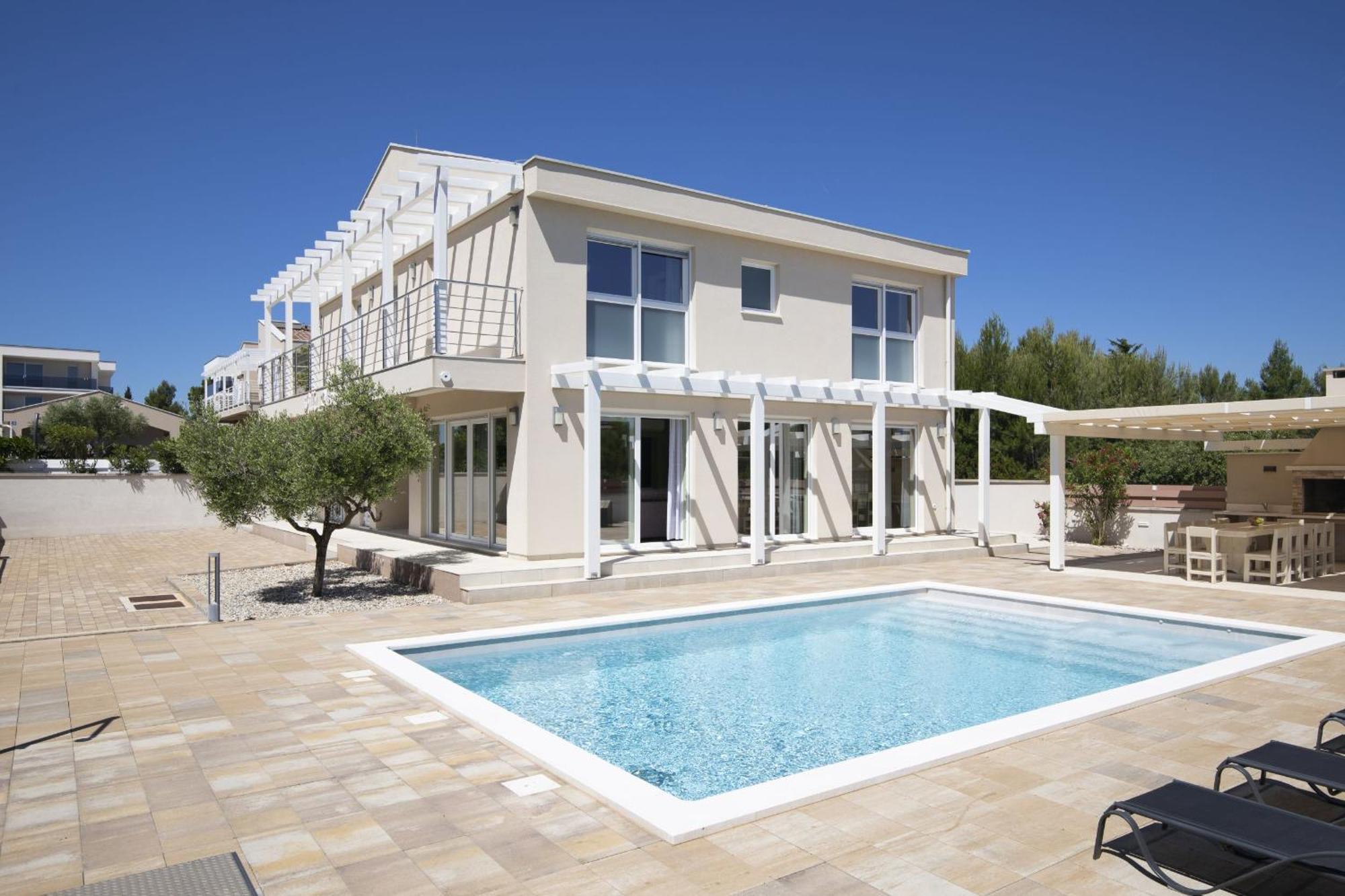 Villa Olivia - New And Modern House With Pool, Souna, Jacuzzi & Playground, Liznjan - Istra Ngoại thất bức ảnh